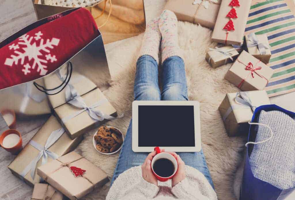 holiday shopping ecommerce